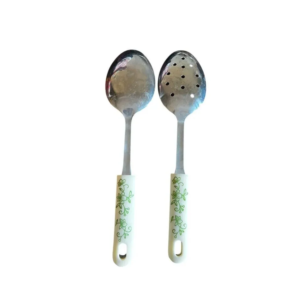 2 Temp-tations Presentable Ovenware by Tara Slotted Spoon Serving Green White